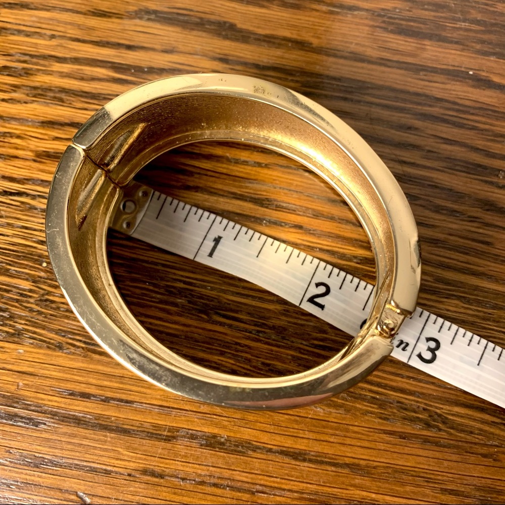 Aztec 1” Thick Cuff Bracelet - Picture 9 of 11